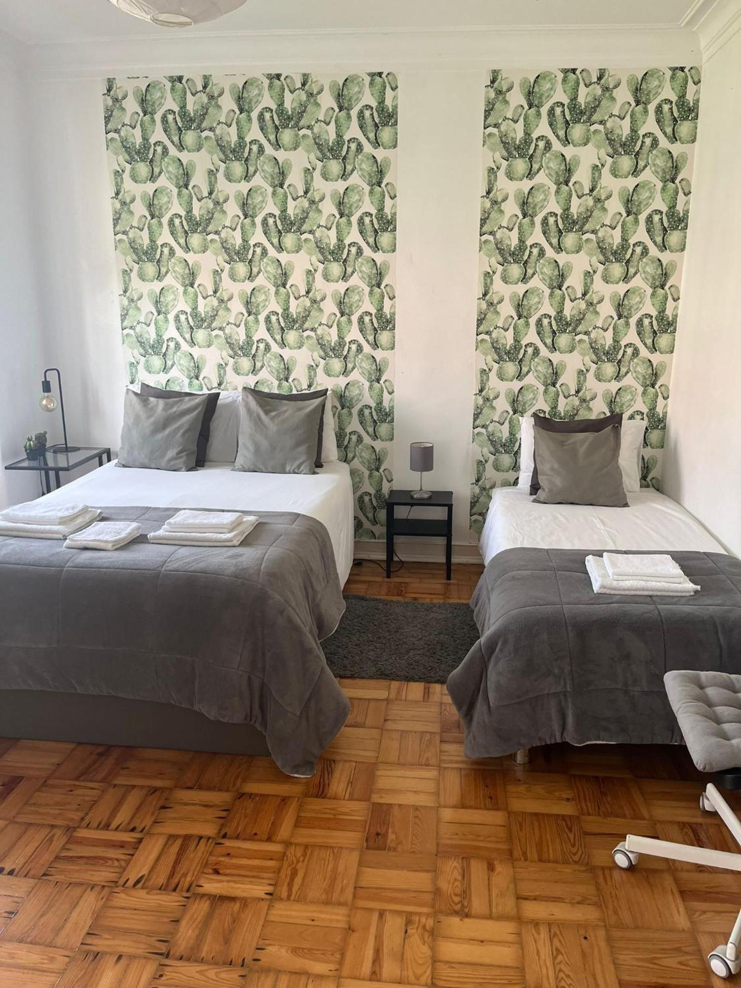 Alvalade Ii Airport Guest house 3*